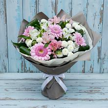 Букет цветов из:  Герберы, Альстромерии и Хризантемы в Новомосковске