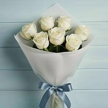 Букет 7 Белых роз Эдлесс Лав в Новомосковске