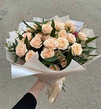 Букет Кремовые розы Латте в Новомосковске