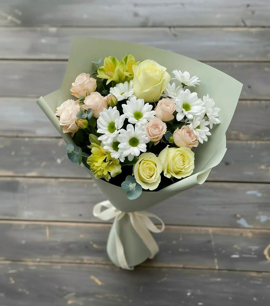 Букет цветов из: Альстромерии, Розы и Хризантемы в Новомосковске