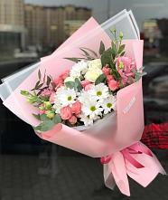 Букет цветов из:  Розы, Лизиантусы и Хризантемы в Новомосковске