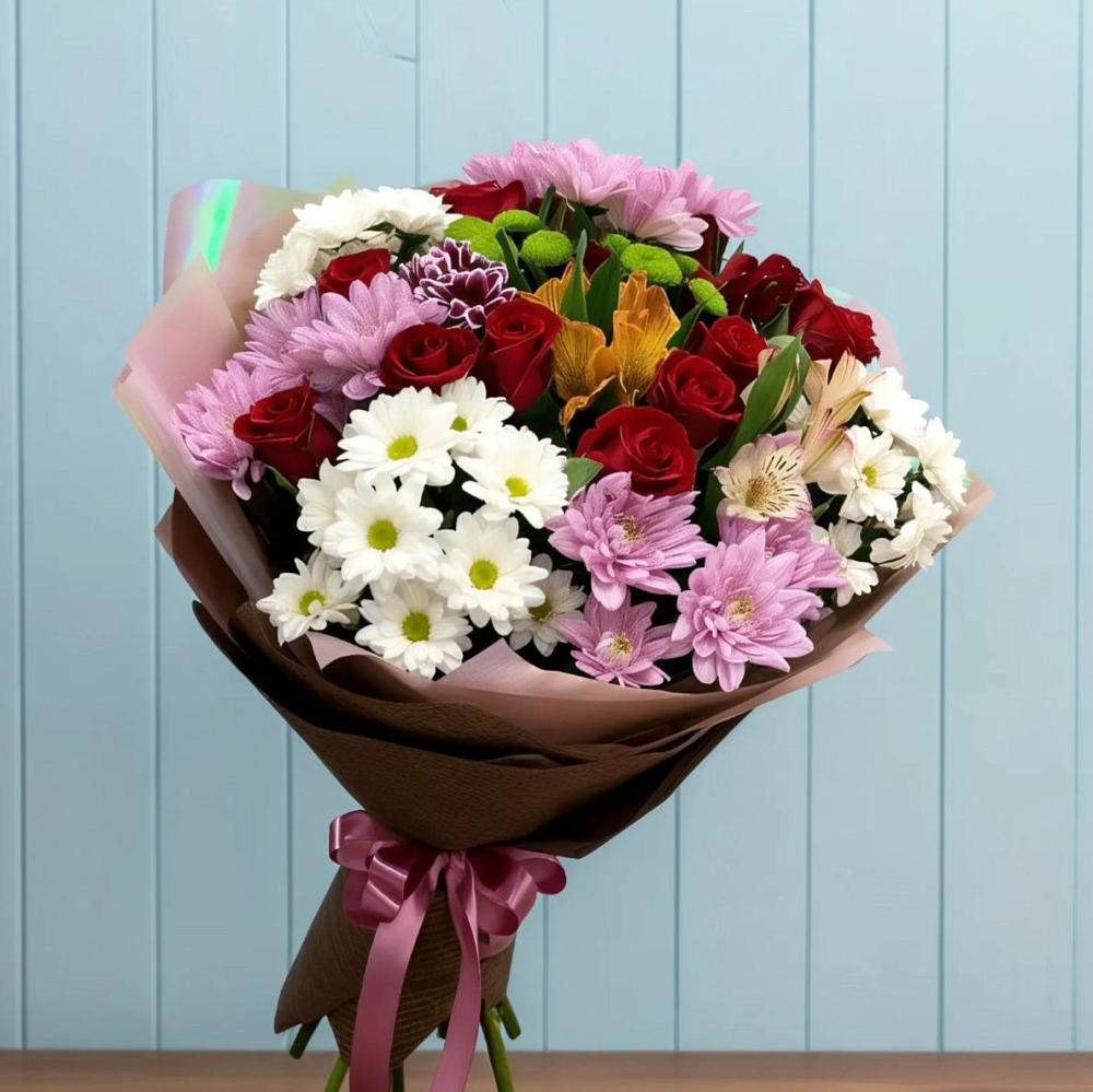Букет цветов из: Розы, Хризантемы и Альстромерии в Новомосковске
