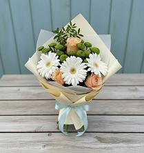 Букет цветов из:  Герберы, Розы и Хризантемы в Новомосковске
