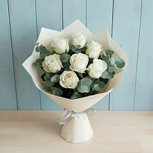 Букет Белые розы в Эвкалипте в Новомосковске