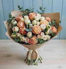 Букет цветов из:  Альстромерии и Розы #REPLACE_PRED# Новомосковске
