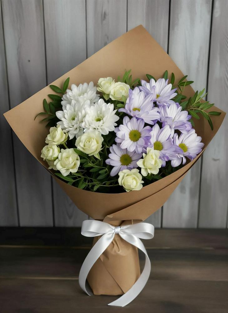 Букет цветов из: Хризантемы и Розы в Новомосковске